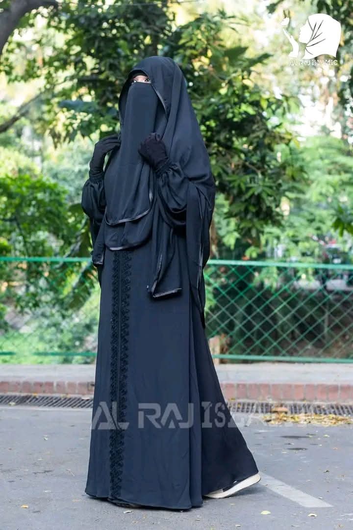 নূর বোরকা ফুল সেট