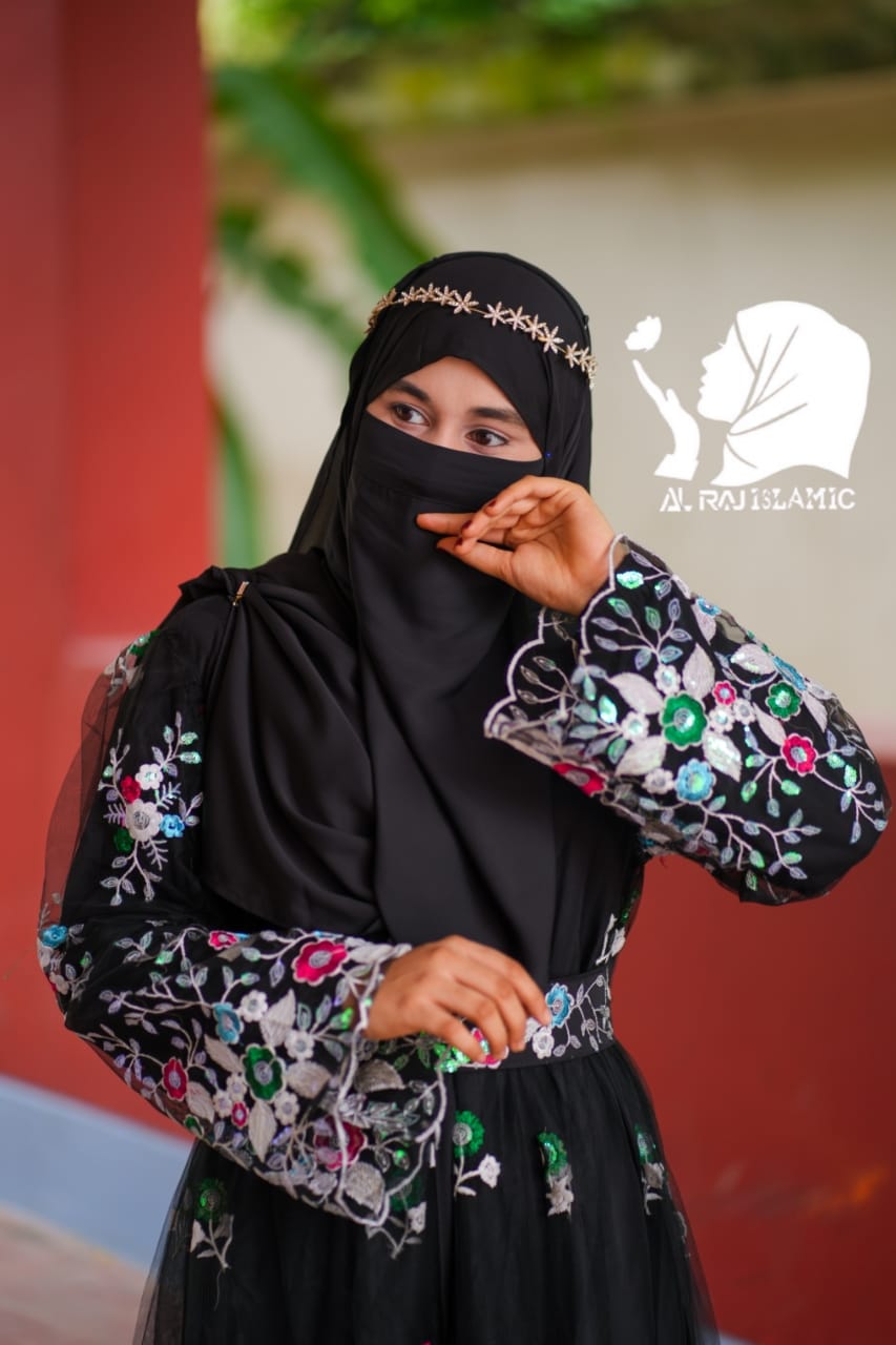 তাহাসিনা সেট